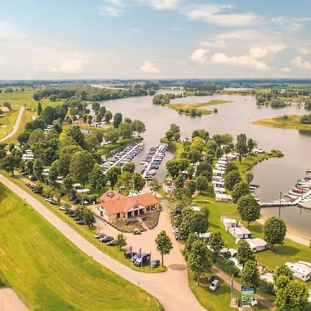 Ferienhaus Fuer 4 Personen Ca 55 Qm In Maurik, Gelderland Maurik